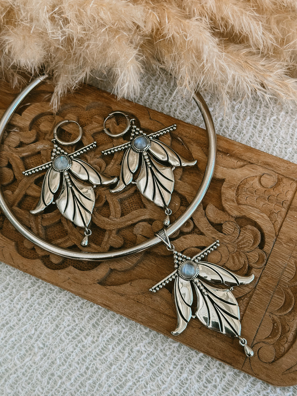 AMARYLLIS Pendant