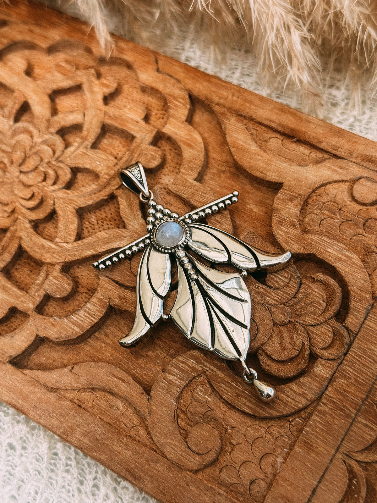 AMARYLLIS Pendant