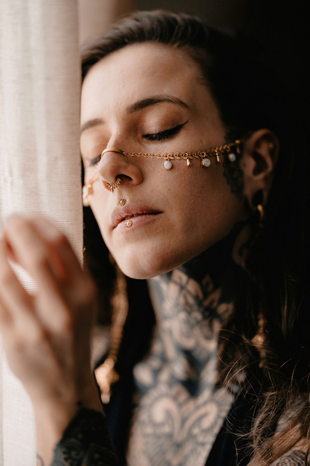 SAHRA Face Chain