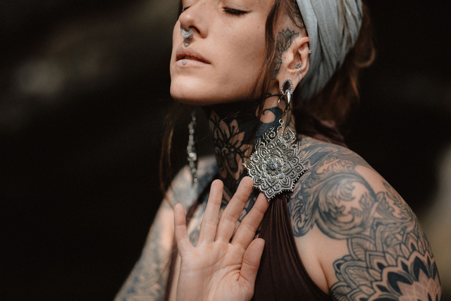 INKARA Earweight