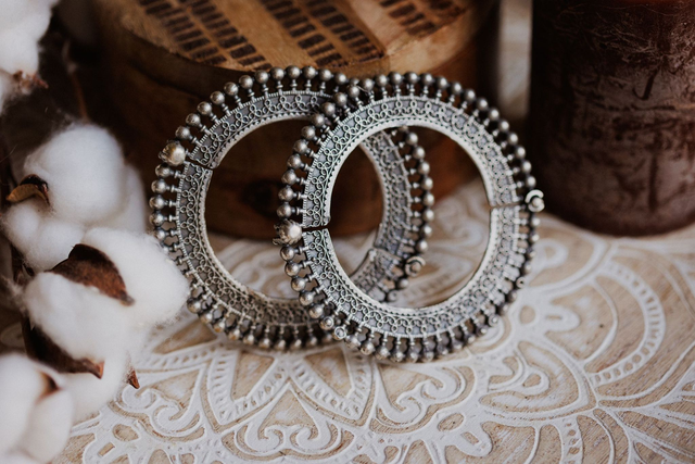 ANTIQUE Bangle